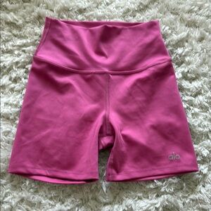 ALO Yoga Air Lift 5 Inch Shorts High-Waist Xs
